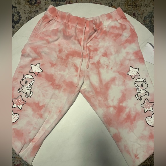 TOKIDOKI COOKIE CUTTER JOGGERS
Pink set pants sweatshirt hoodie white XL XXL nwt - Picture 7 of 9